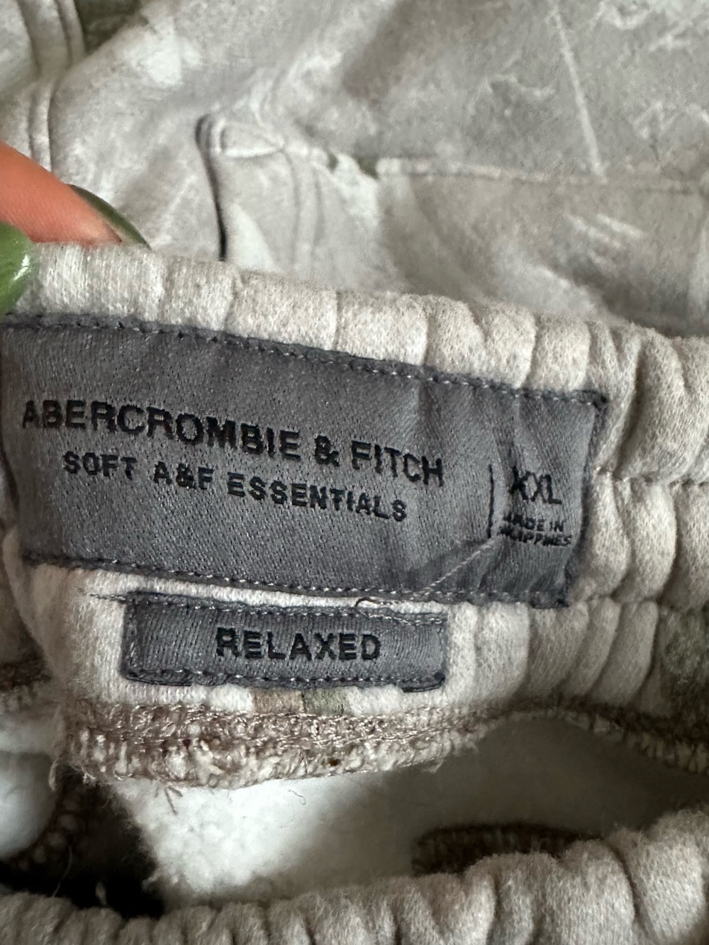 Abercrombie & Fitch Camo Essential Sunday Sweatpant Joggers - Picture 4 of 4